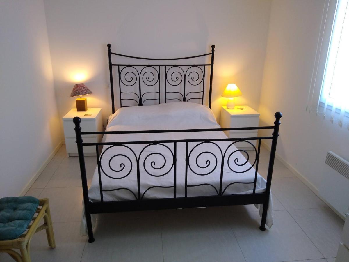 Poppey Villa Péret Екстериор снимка